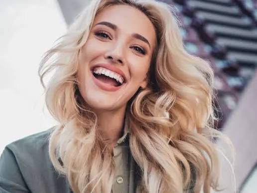 350+ Blushing Pick Up Lines to Make Them Smile
