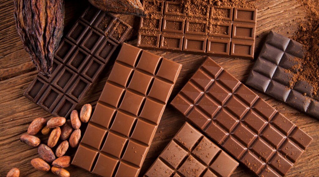 350+ Chocolate Pick Up Lines: Sweet & Flirty Ideas 🍫