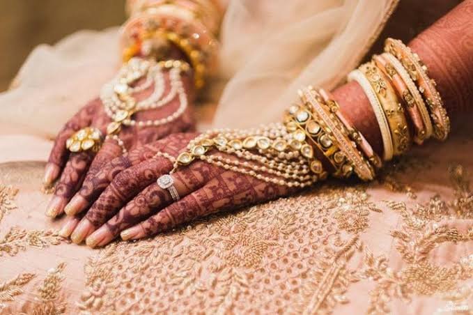 Bridal Hand Pick Up Lines
