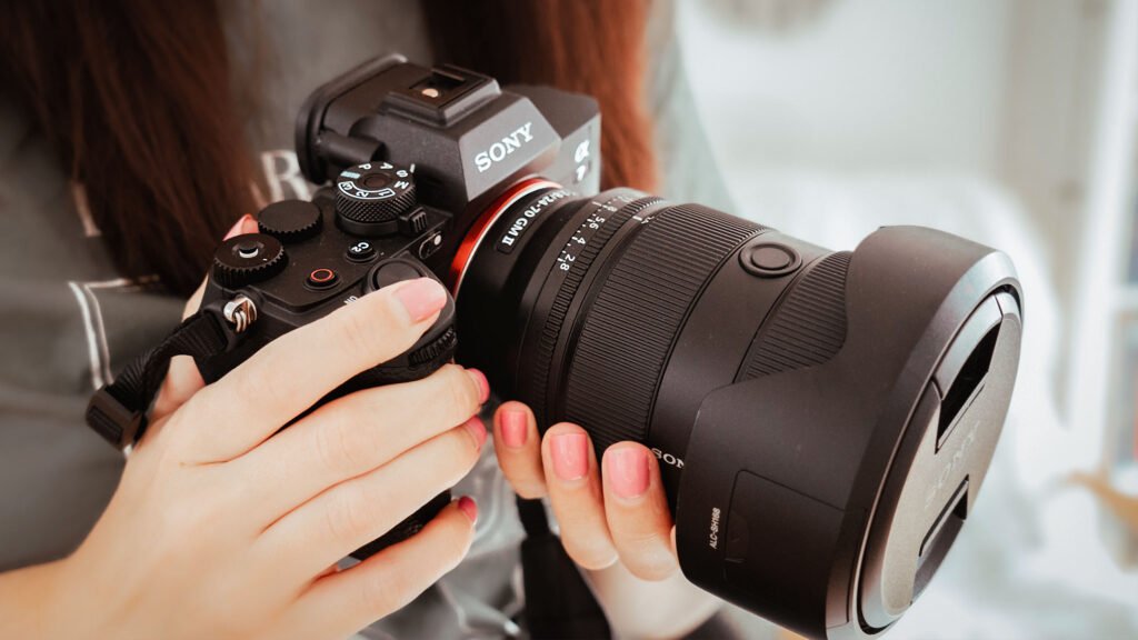 250+ Camera Pick Up Lines: Funny, Cute & Flirty Ideas